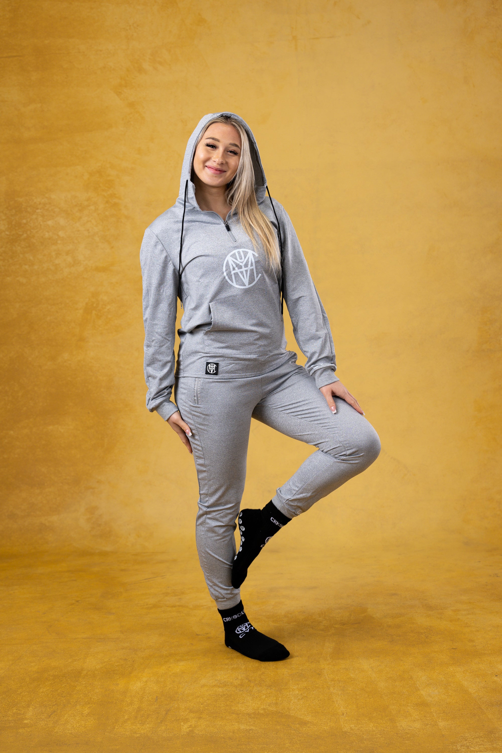 CRKSOLY. Sudadera deportiva para mujer