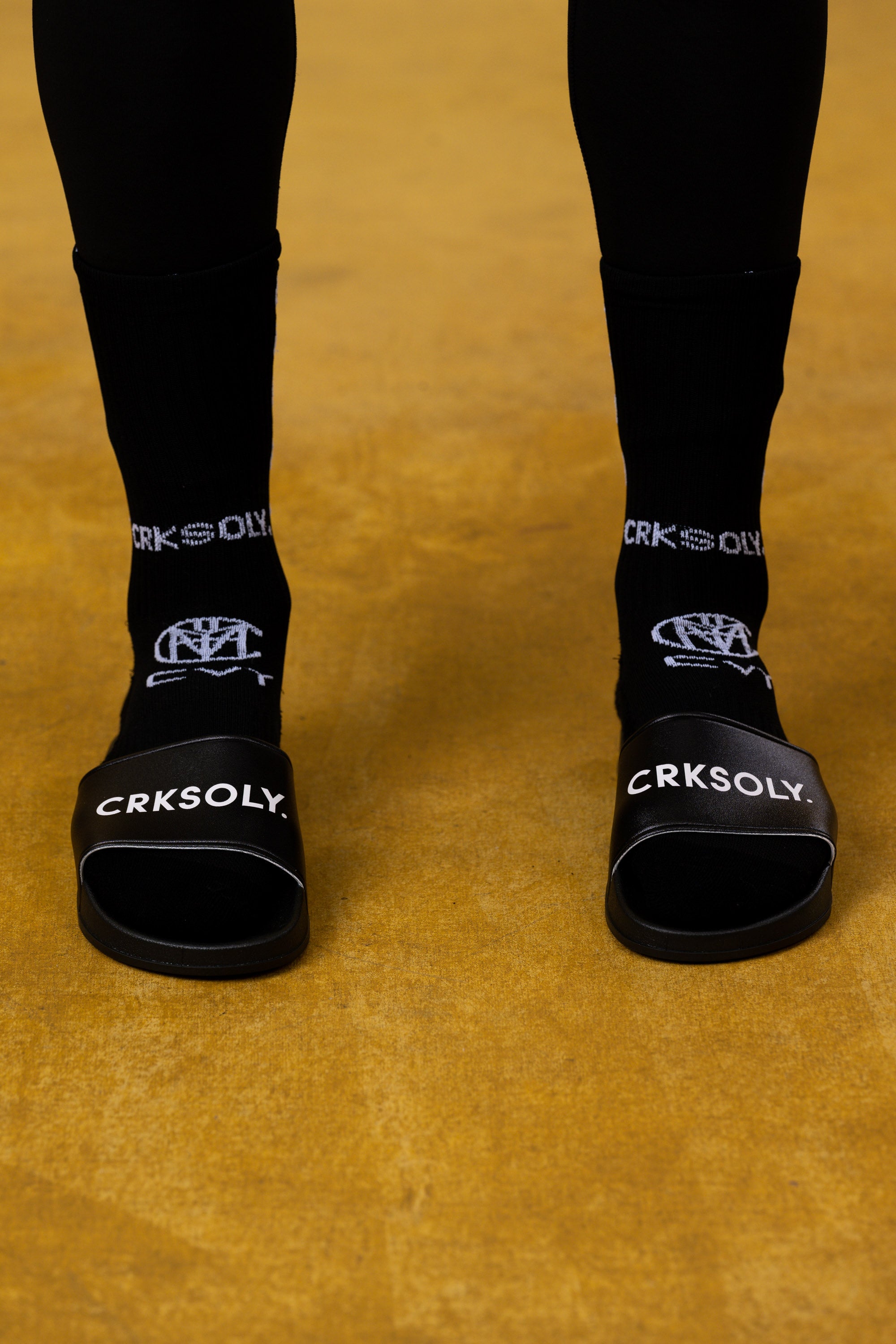 CRKSOLY. Black Slides